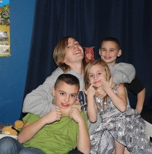 Meet your Posher, Kelly